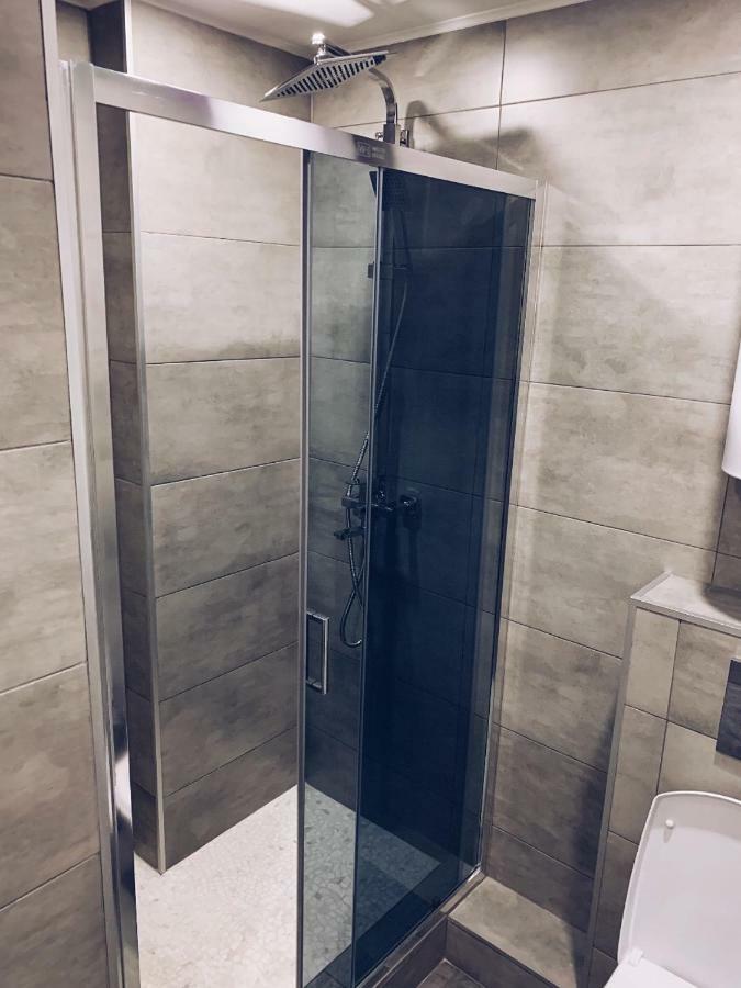 Room1402 오데사 외부 사진
